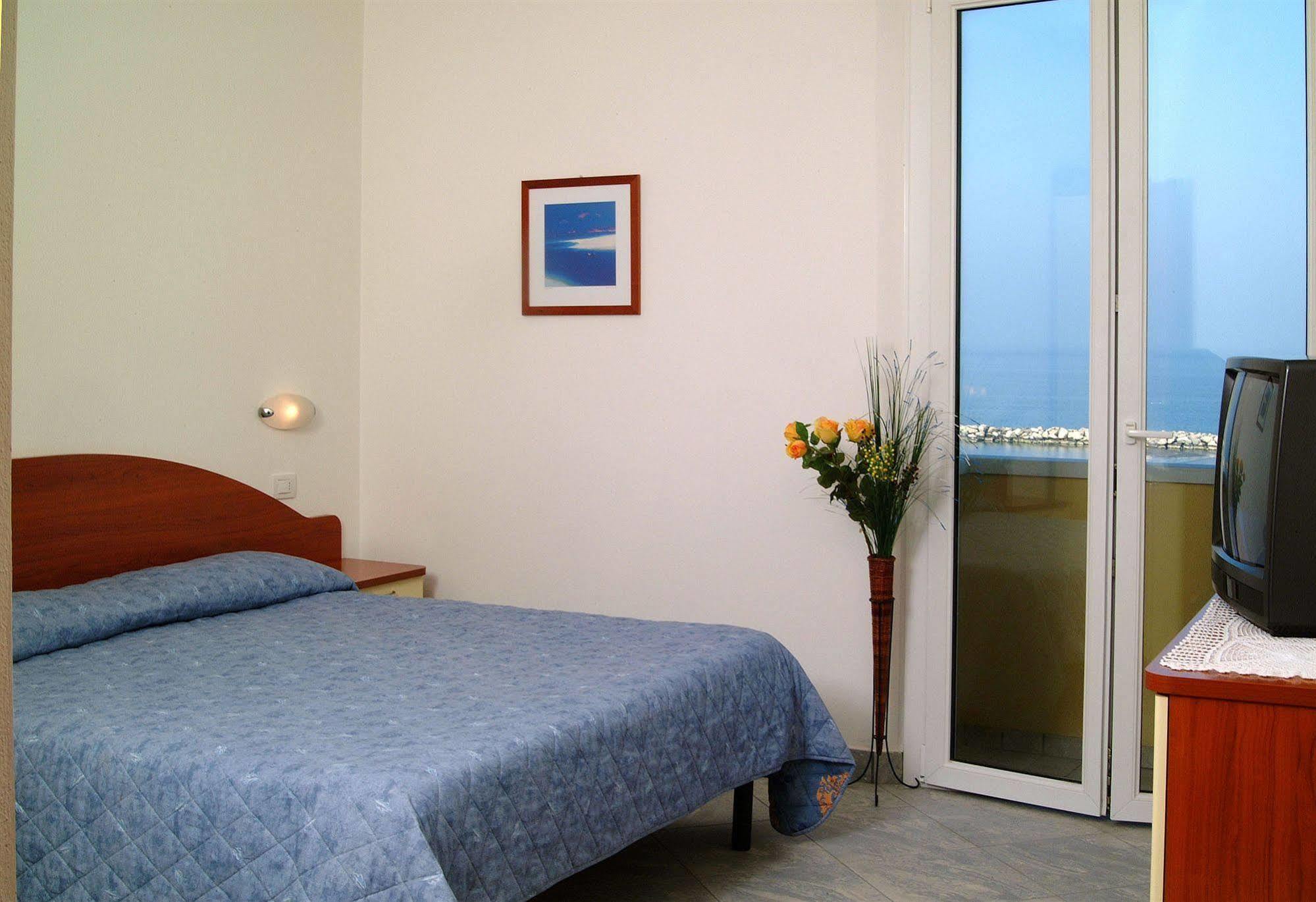 Residence Algarve Rimini Eksteriør bilde